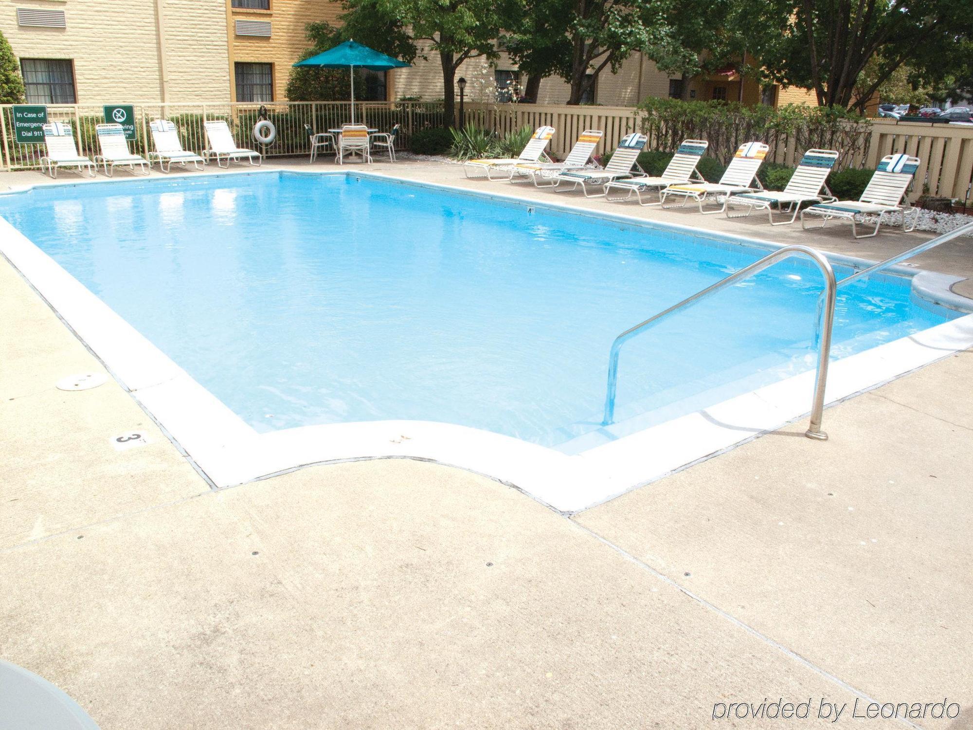 La Quinta Inn Chicago Oakbrook Terrace Extérieur photo