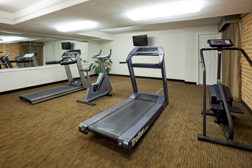 La Quinta Inn Chicago Oakbrook Terrace Extérieur photo