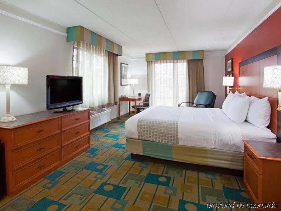 La Quinta Inn Chicago Oakbrook Terrace Extérieur photo