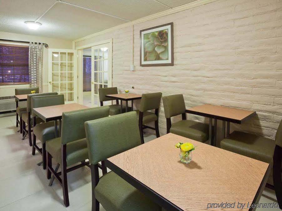 La Quinta Inn Chicago Oakbrook Terrace Extérieur photo